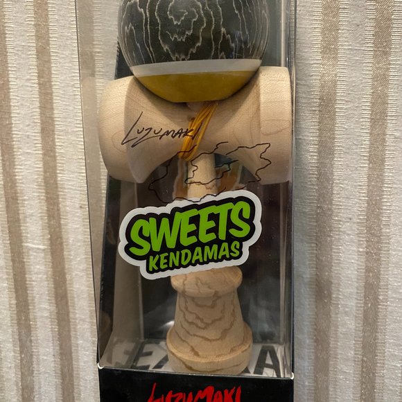 KENDAMA LUZUMAKI SIGNATURE SERIES - EVA-00-MAPLE BOOST